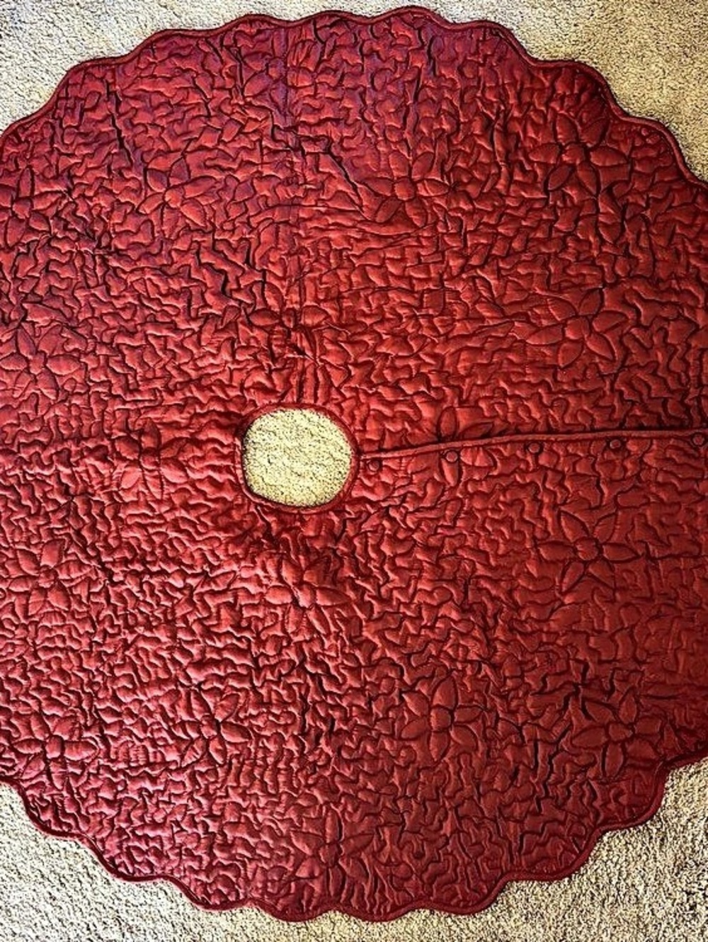 Quilted Christmas Tree Skirt